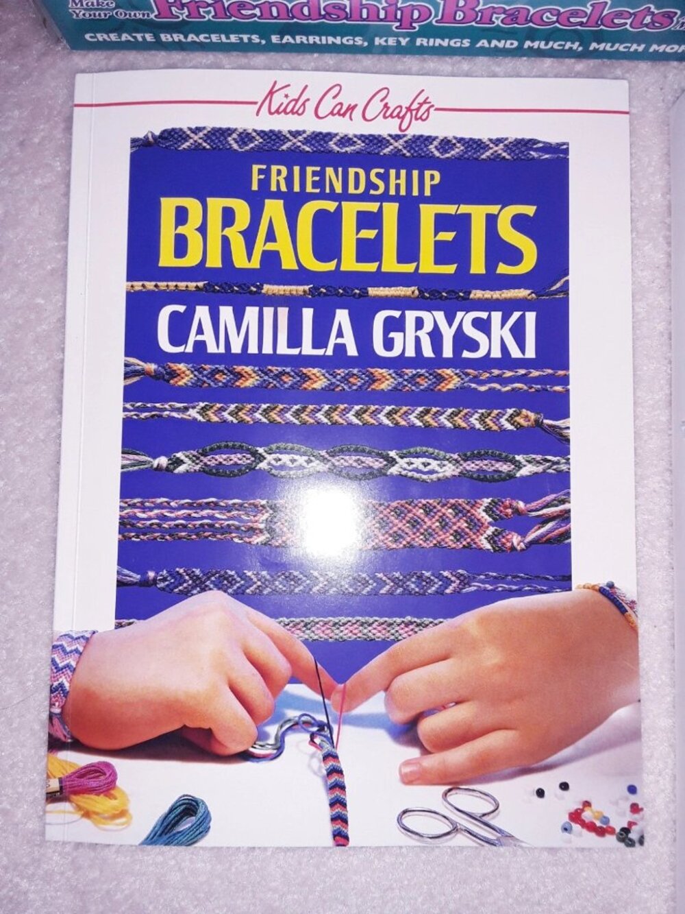 90s Vintage Make Your Own Friendship Bracelets DIY Kit Crafts IRWIN French